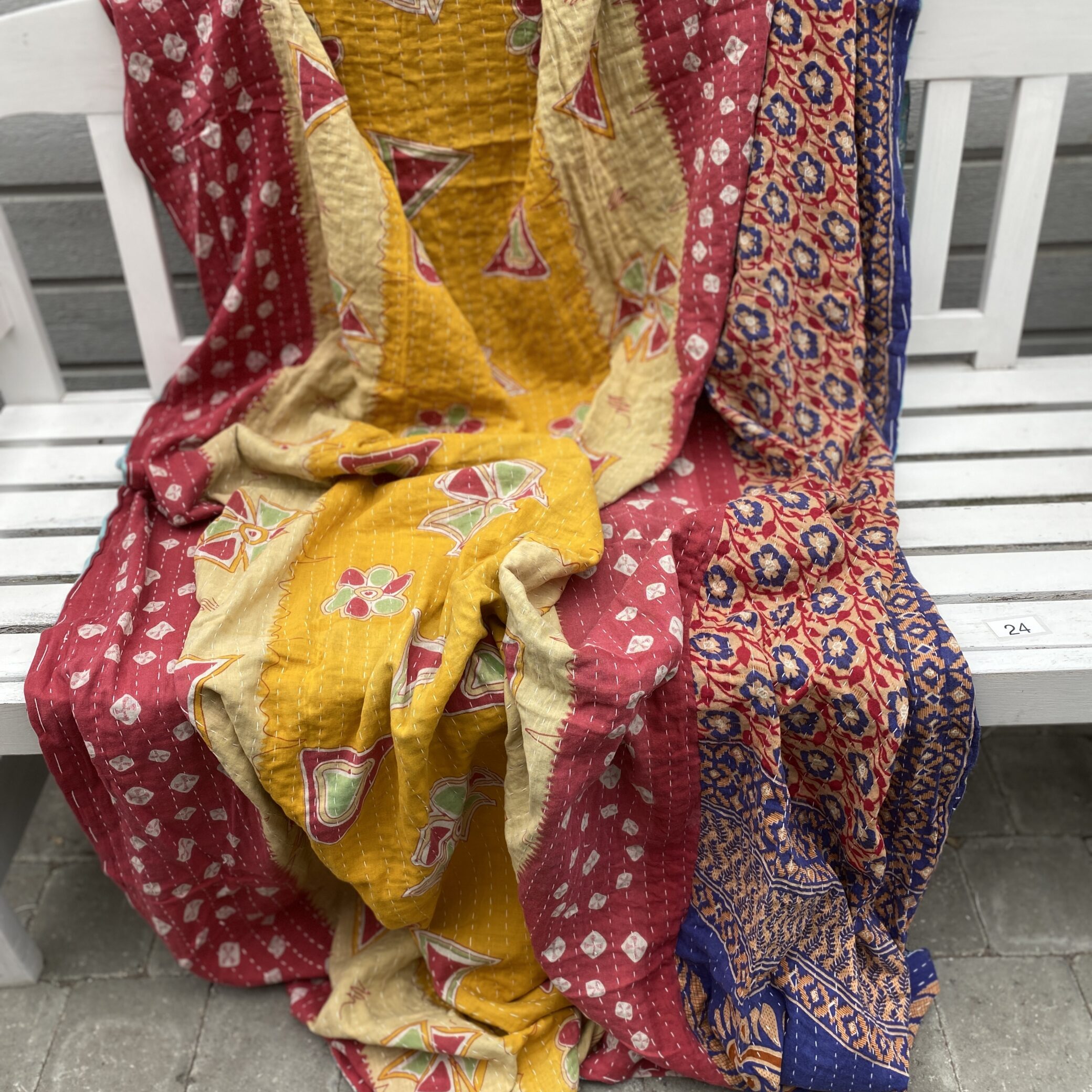Sari kantha tæppe ca. 135x230 cm. #24